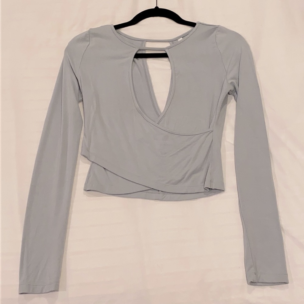 Fabletics long sleeve cut out long sleeve top